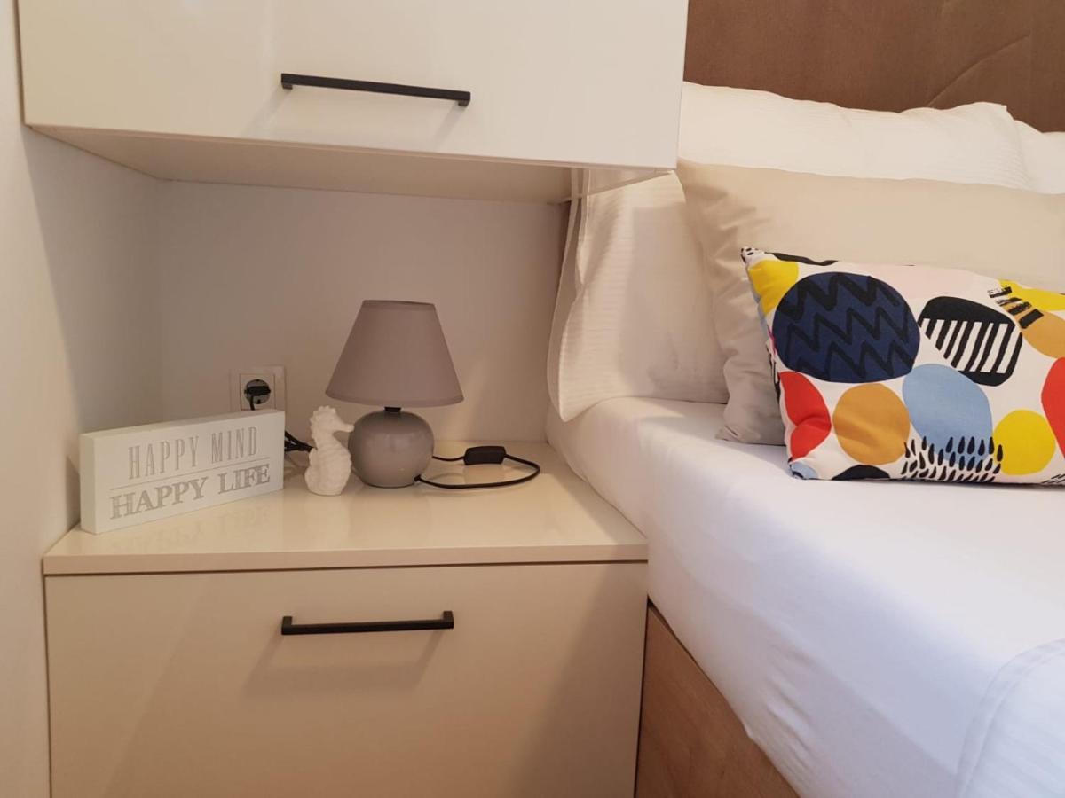 Kamp Karla & Bruno Hotel Sveti Filip i Jakov Eksteriør billede