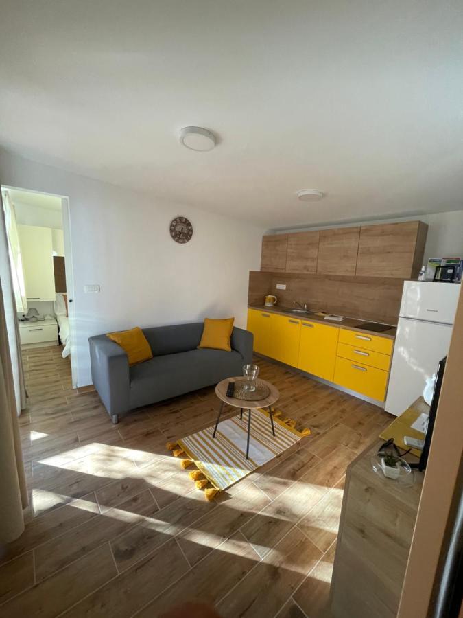 Kamp Karla & Bruno Hotel Sveti Filip i Jakov Eksteriør billede